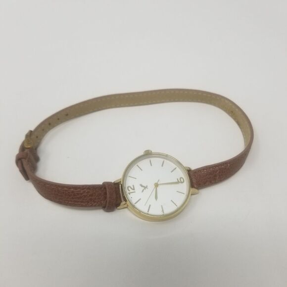 American Eagle Brown Faux Leather White Face Gold Bezel Wrap Around Watch - Picture 9 of 9